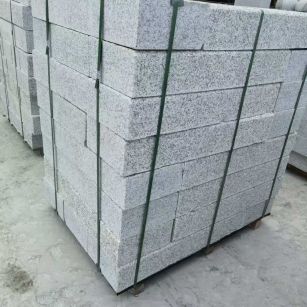 淮北 芙蓉白火烧两面路沿石