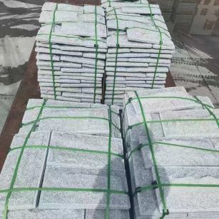 淮北 芝麻白蘑菇石装车出货