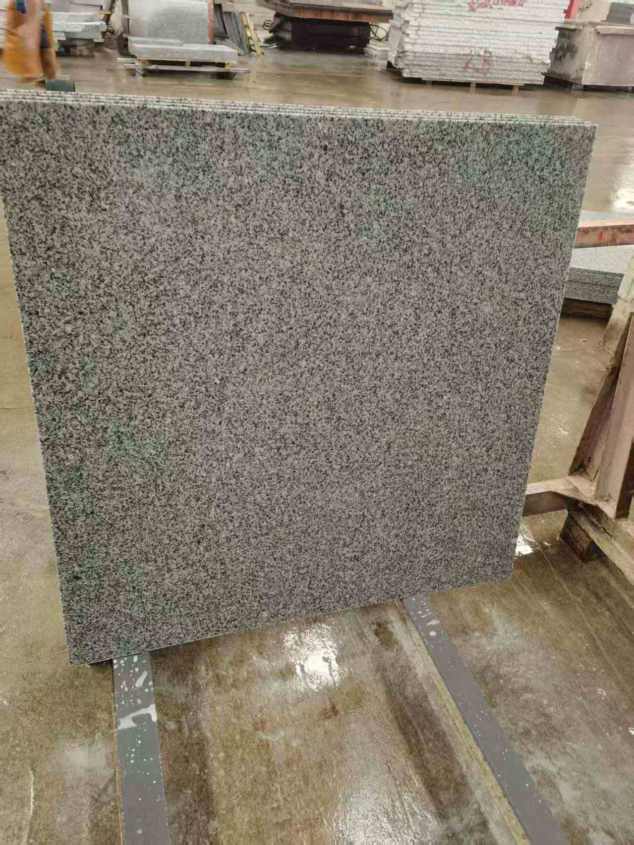 淮北 芝麻白光面900*900，高地铁标准