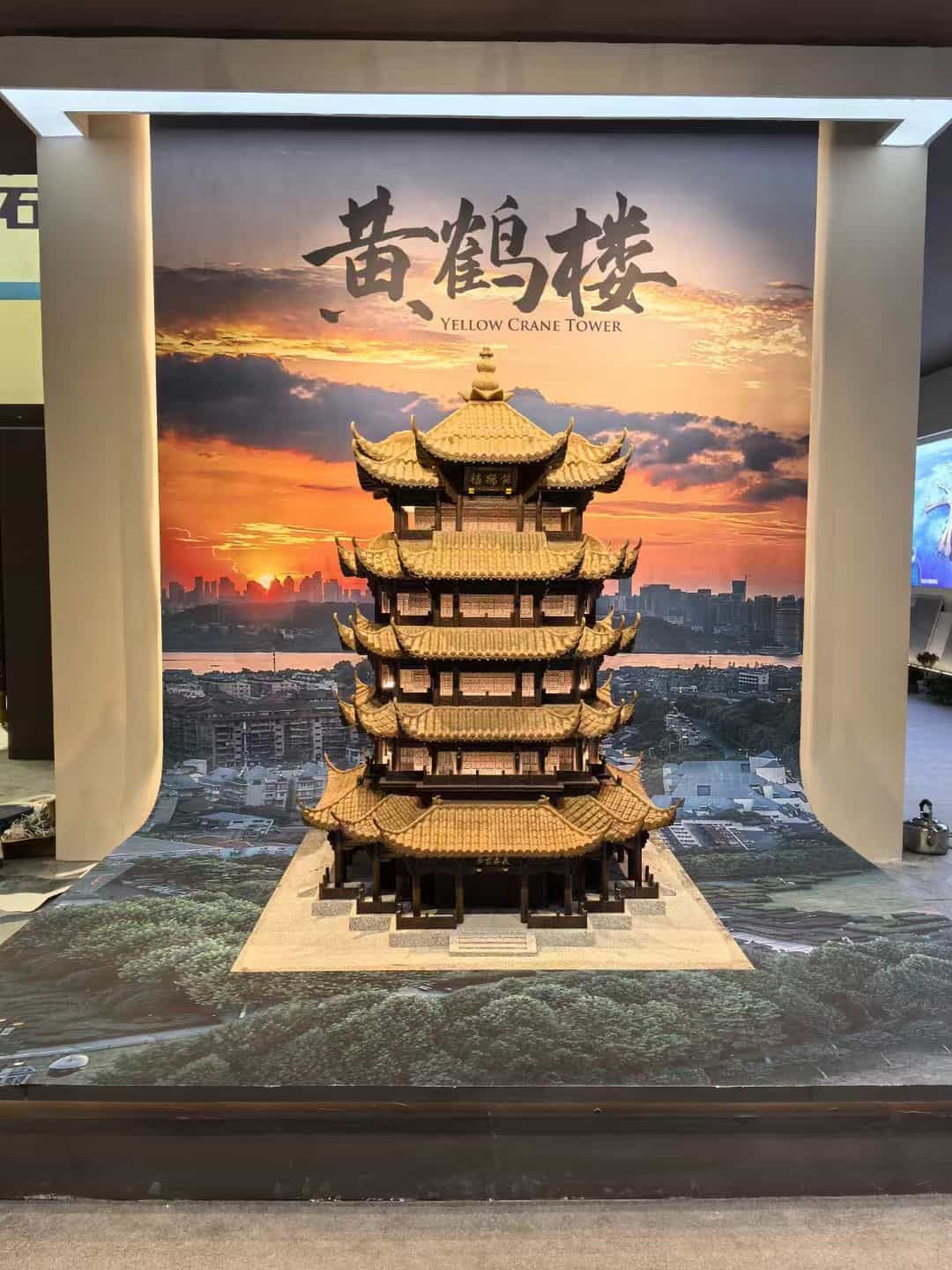 淮北仿古石文创作品-黄鹤楼